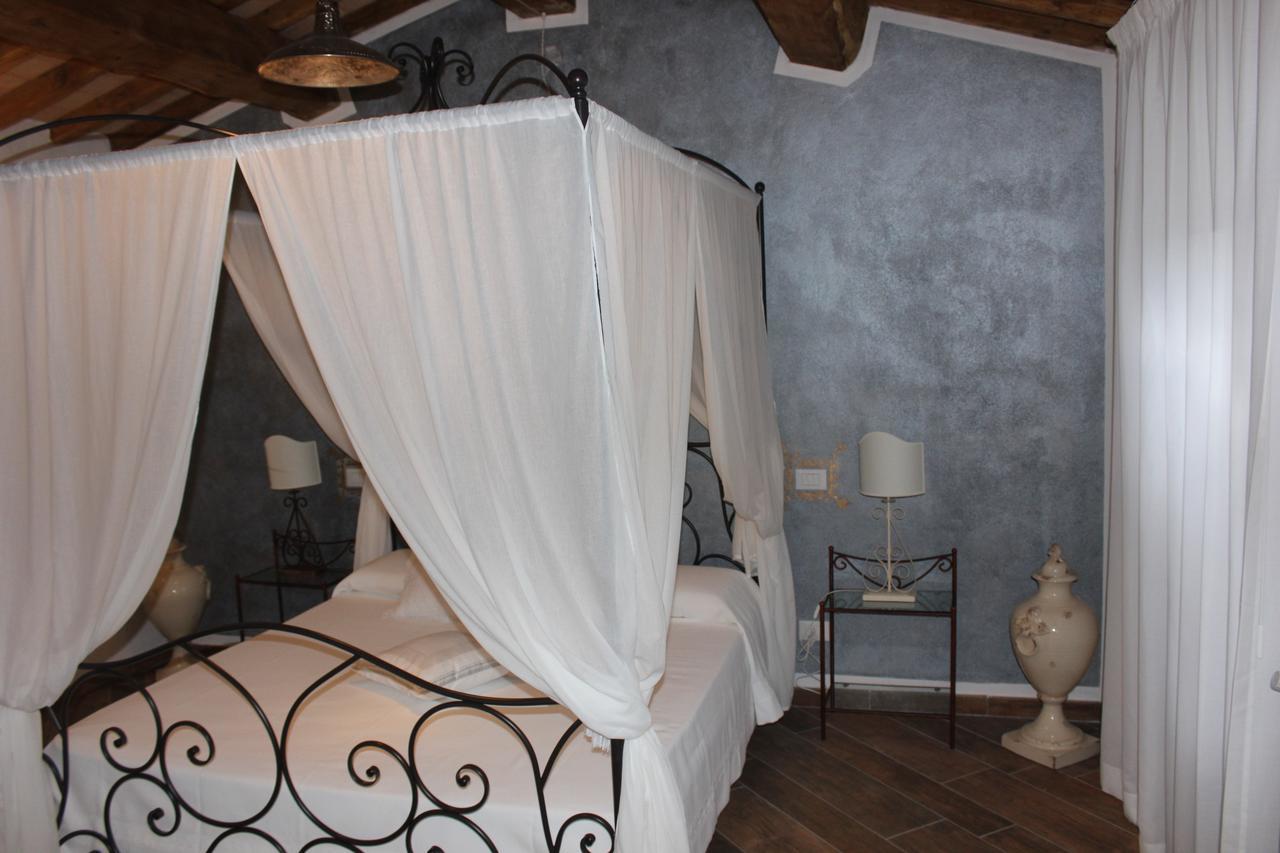 B&B Canneto Monteverdi Marittimo Exterior photo